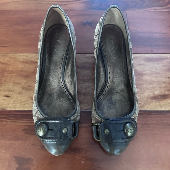 Coach Signature Wedge - Picture 1 of 8